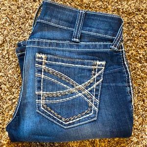 New without tags. 27 LONG Ariat REAL jeans